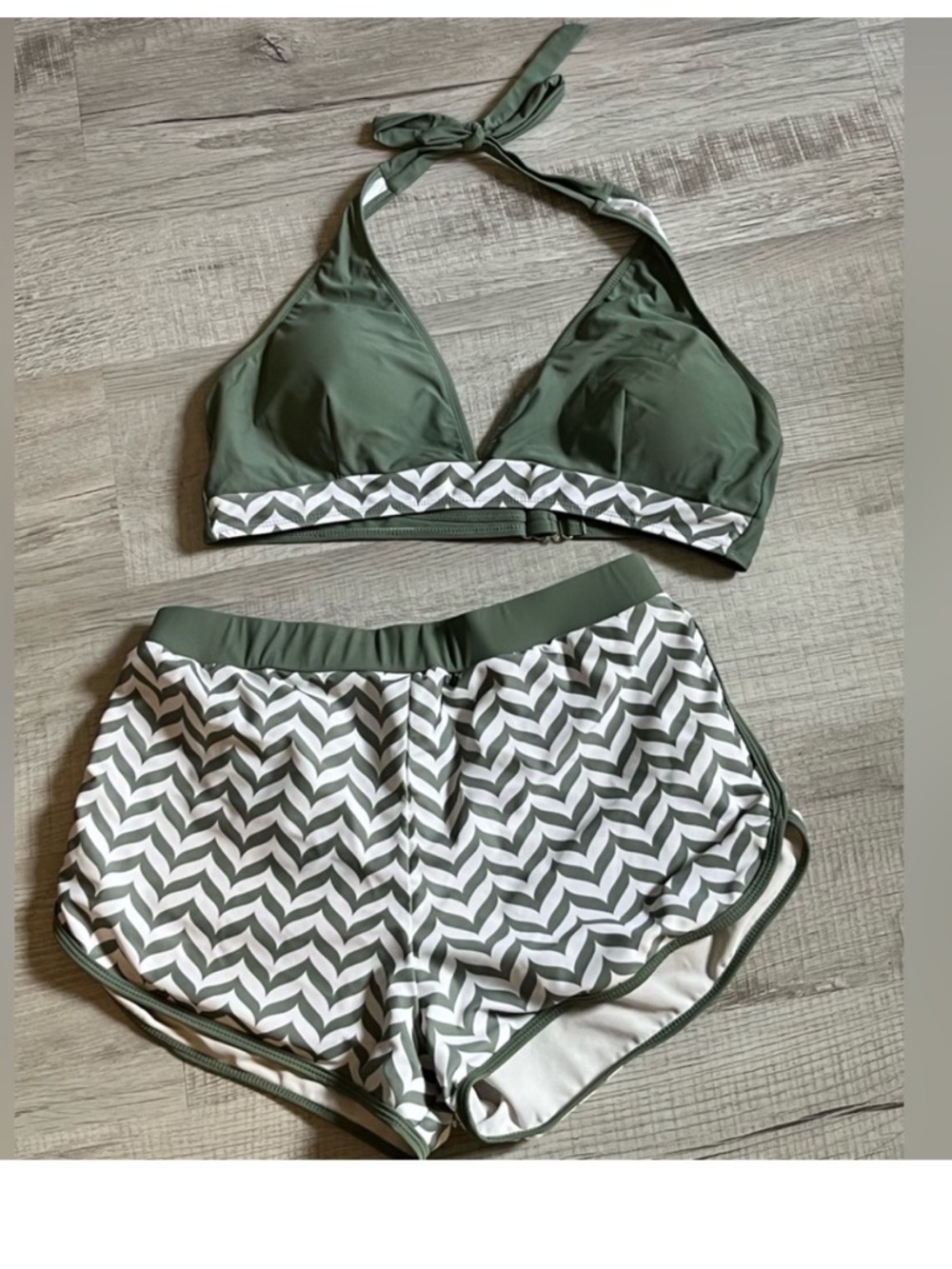 Two pieces swimsuit